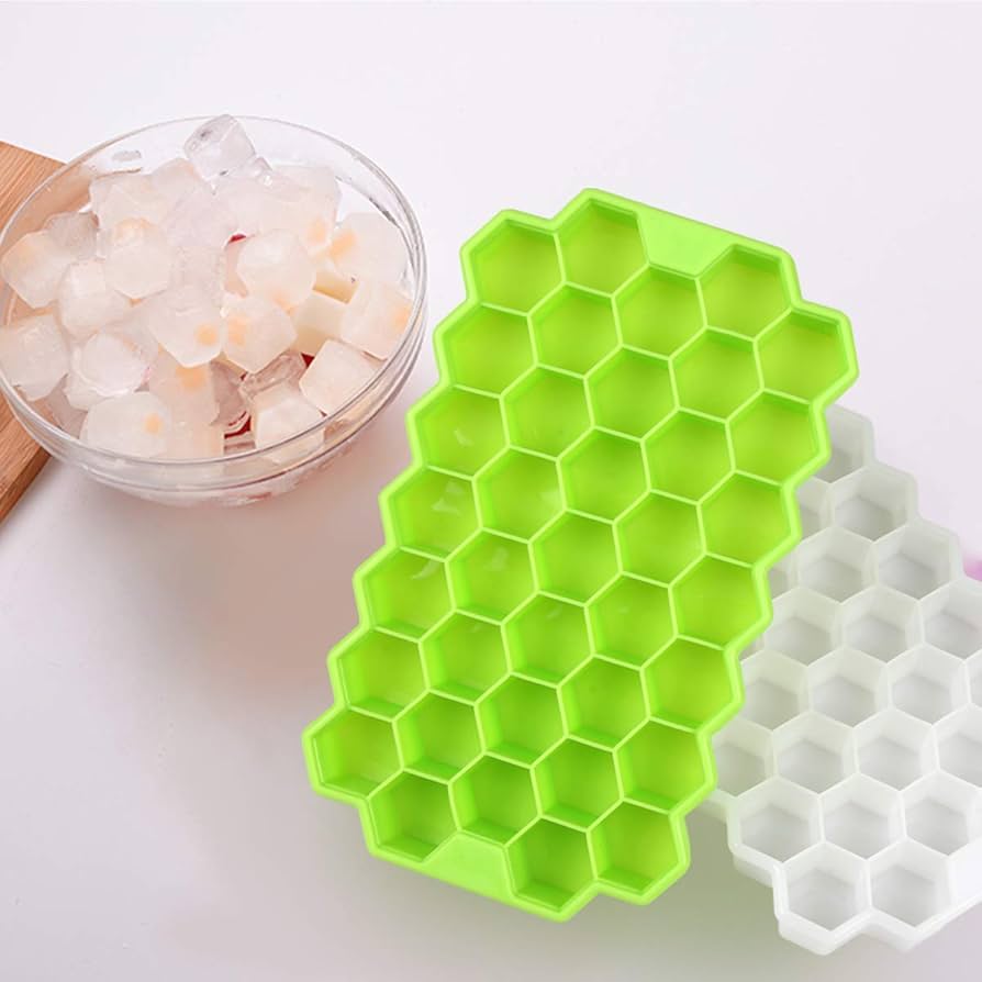 Hexagonal Icecube Tray With Plastic Lid